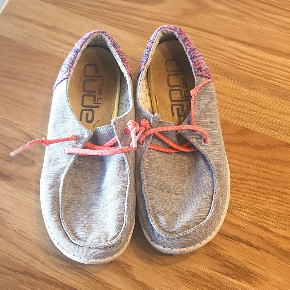 Hey Dude gray pink loafer